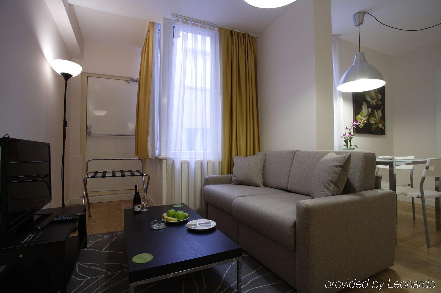 Home Stay Home Valikonagi Istanbul Room photo